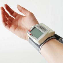 Wrist blood pressure meters