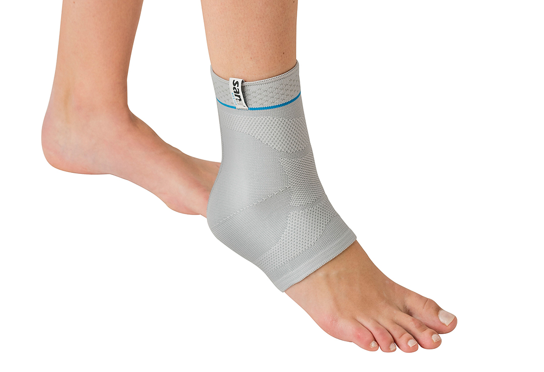 MALLEOPlus ankle bandage in size M
