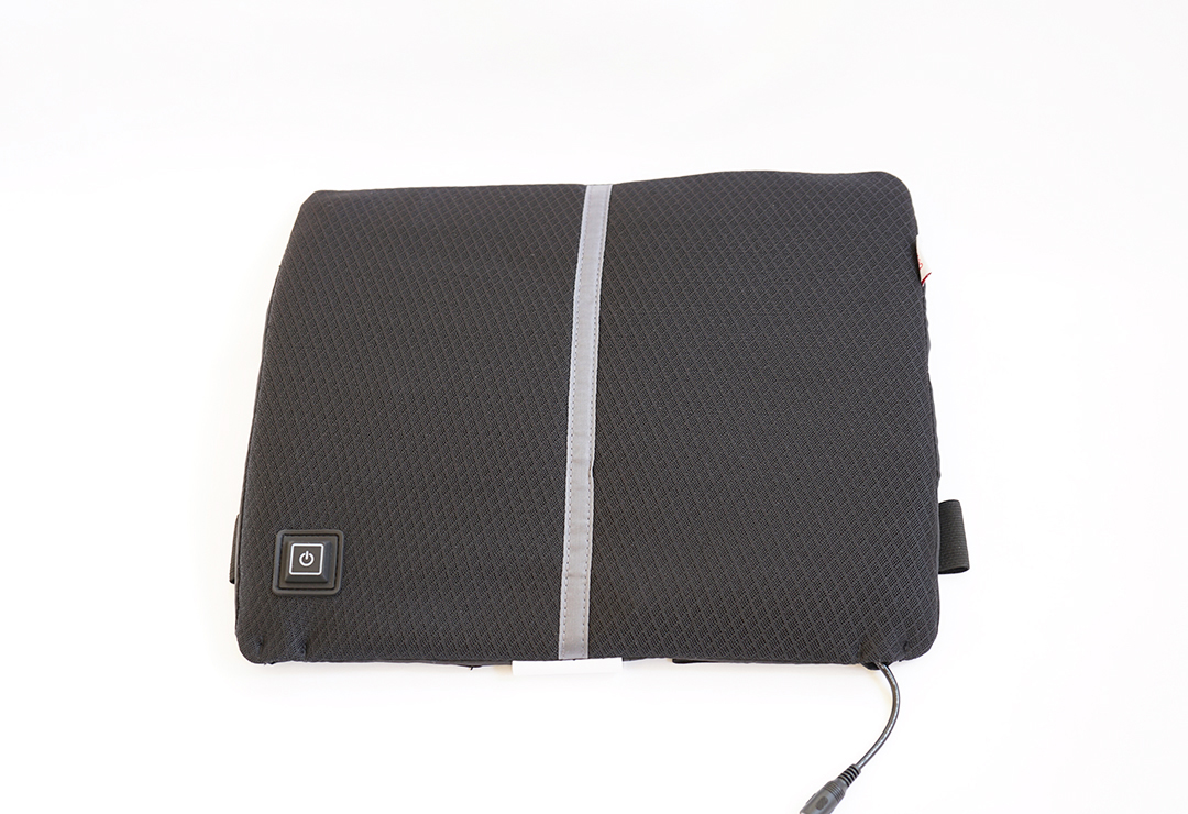 The Beurer HK 70 serves as a back support with warmth
