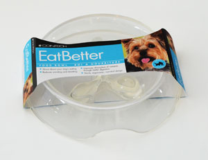 Le système ingénieux du bol EatBetter empêche que des douleurs surviennent suite à une prise de nourriture trop rapide de la part de votre chien.
