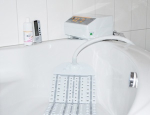 Massagematte für Badewanne: Ihr ganz privater Whirlpool. Zuschaltbares Ozon.
<br>
<br>