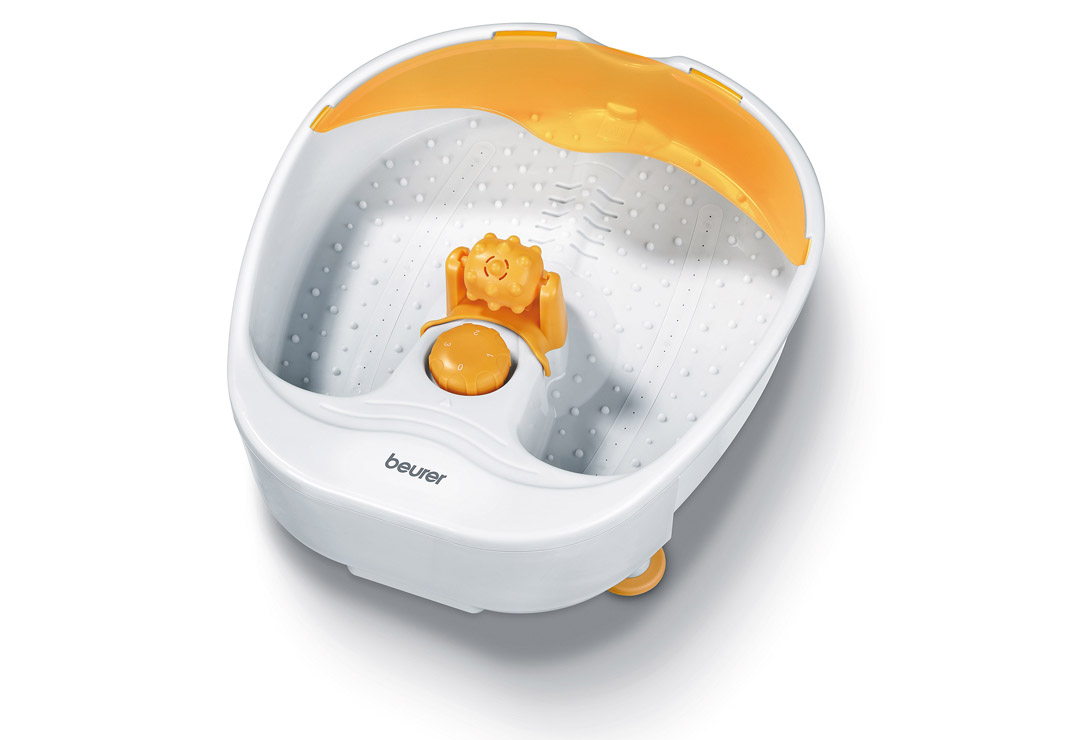 The Beurer FB14 offers vibration massage, bubble massage and foot reflex massage for the well-being of your feet