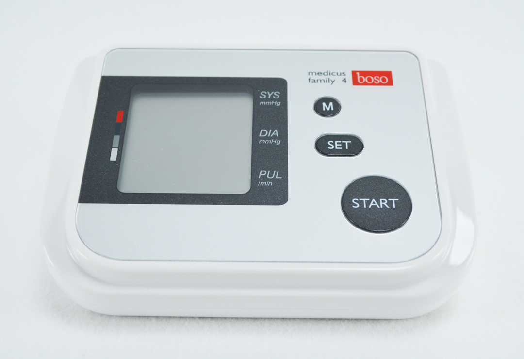 Boso Medicus Family 4 - a reliable family blood pressure monitor