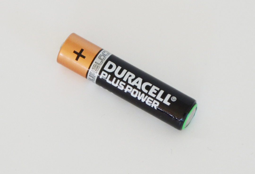 duracell_4-018631_AAA-Batterie_detail.JPG