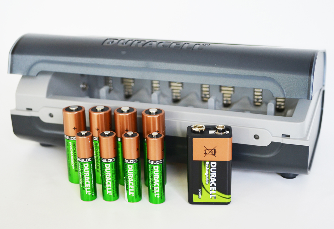 Discount package: Multicharger from Duracell + Rechargeable (CHF 109) - Manufacturers brands