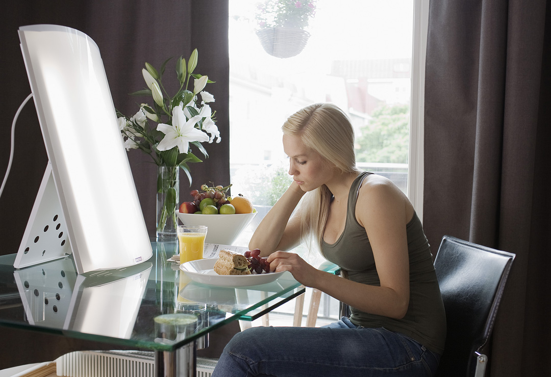 Innosol Supernova LED light therapy lamp with dimmer
