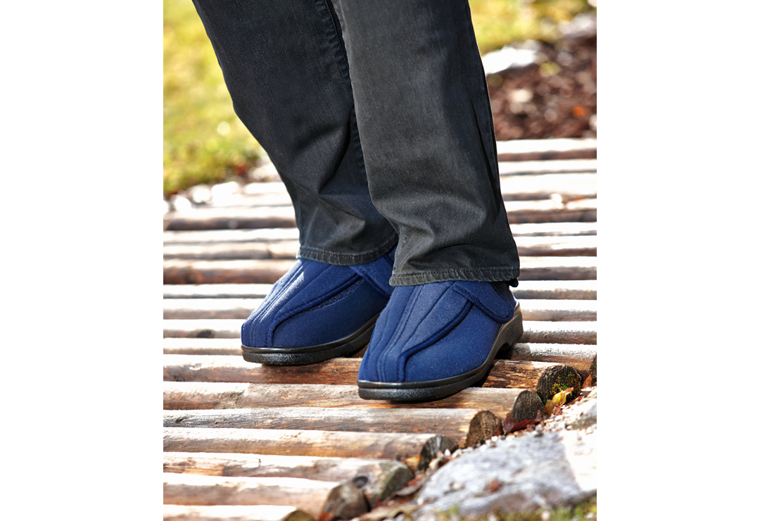 The Promed Sanicabrio LXL shoe is suitable for indoors and outdoors