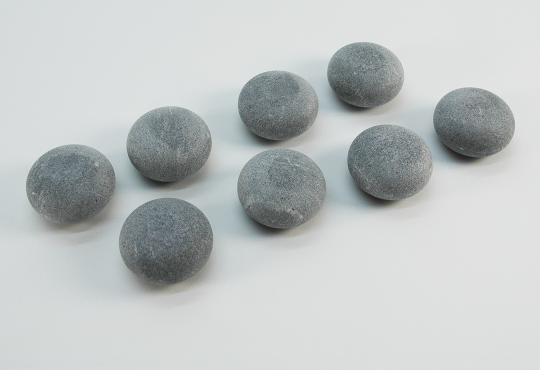Les pierres ollaires Hukka du kit de thérapie professionnelle aux pierres peuvent très bien stocker la chaleur et le froid