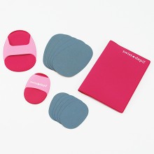 Set with small and big pads
