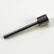 Un bon corps abrasif pour les travaux préparatifs du remplissage: embout en carbure argent à grain fin, avec une mesure standard  de 2.32-2.35 mm