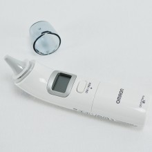 The small Omron Gentle Temp 521 lies well in the hand, thanks to its rounded, ergonomic shape.