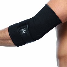Le bandage de coude Turbo Med aide à prévenir les mouvements les plus extrêmes de l'articulation du coude, en particulier lorsque vous souffrez d'arthrite, et le maintient stable
