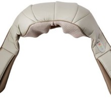 Passt sich gut an, entspannt mit Massage und Wärme: das Homedics Shiatsu-Nackenmassagegerät NMS-620HA ist mit zwei praktischen Haltegriffen ausgestattet.