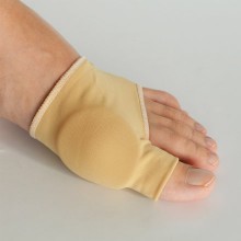 Footholders and bandages