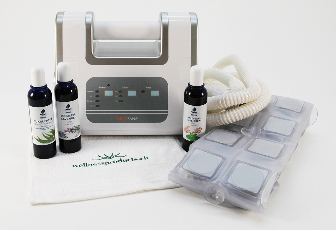 Il pacchetto completo composto da bagnoschiuma Medisana BBS, emulsioni da bagno Helfe e un asciugamano viene consegnato ben confezionato.