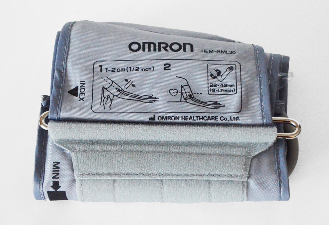 •Wide Range Arm-band for Omron : Medium
<br>•Circumference: 22-42 cm 
<br>
