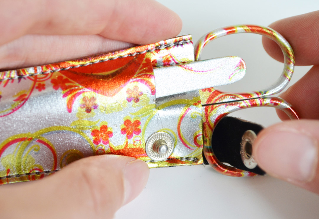 Lockable case of the manicure kit