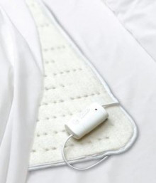 The top of the Happy Life thermal underblanket is made of 100% cotton
