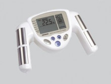 Einfaches, handliches Gerät zur Körperfettmessung und BMI-Ermittlung - praktisch überall.