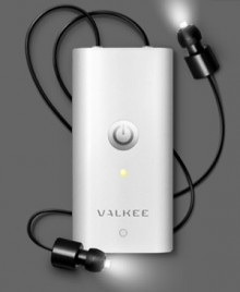The Valkee light therapy device