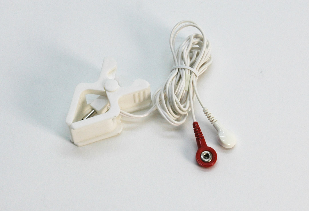 Electrode cord to connect the electrodes to your TENS / EMS device.