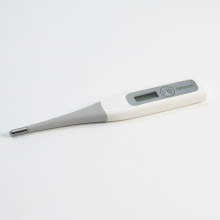 Thermomètre médical numérique Omron Flex Temp Smart précis pour mesurer la température par voie orale, sous l'aisselle ou par voie rectale.