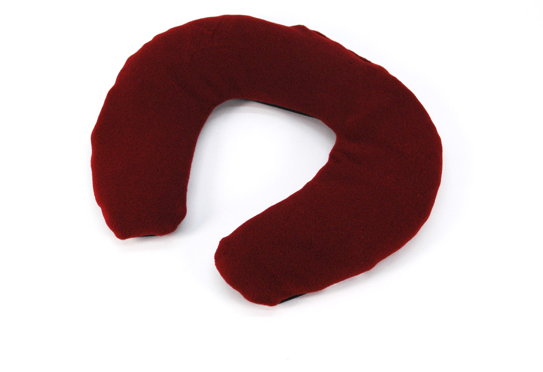 Aroma Comfort pillow in shape of a croissant: good for the neck, relaxing for the senses.