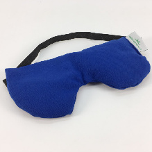 Strawberry seed sack that is well suited as an eye pillow: particularly pleasant for cooling