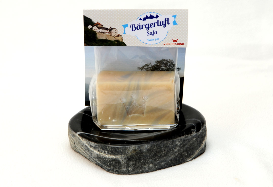 Le Liechtenkind Bärgerluft Safa est un savon naturel au parfum d'air de montagne
