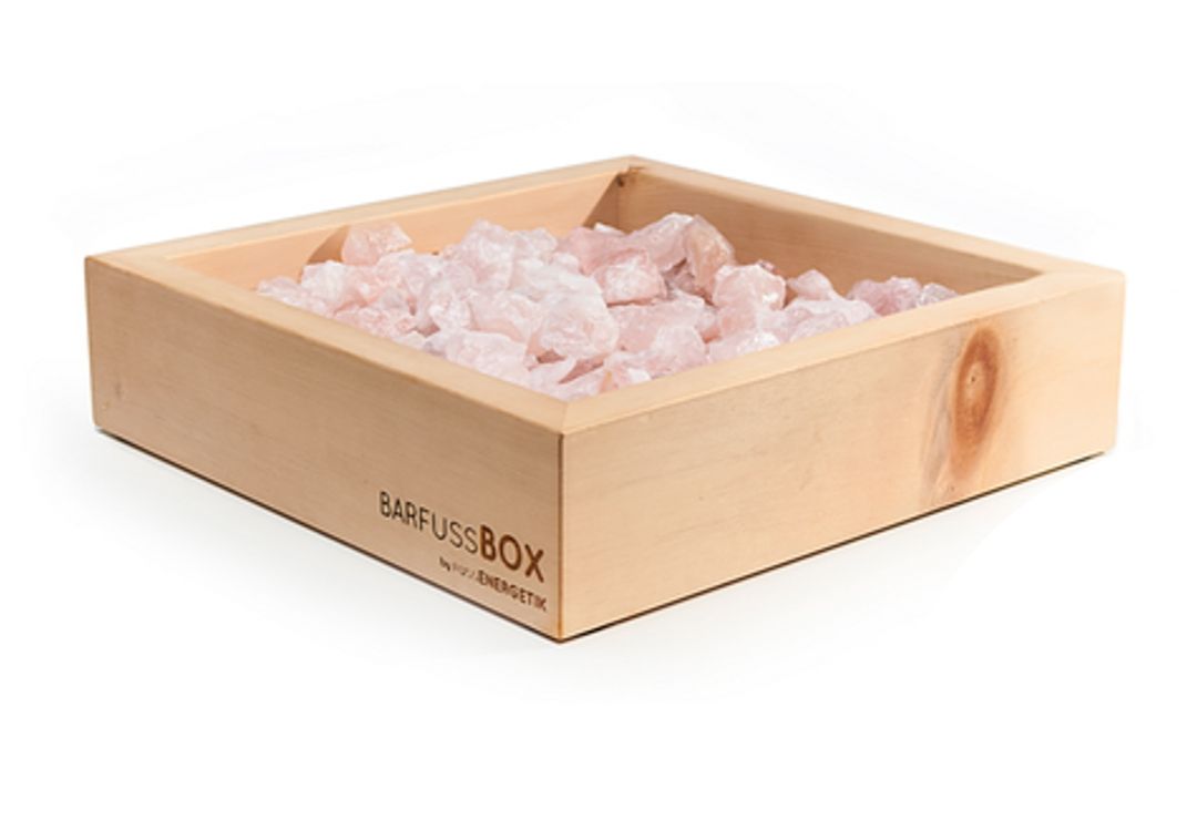 Massage des pieds apaisant avec la boîte pieds nus au quartz rose