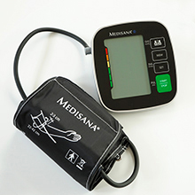 Upper arm blood pressure monitor Medisana BU546 connect