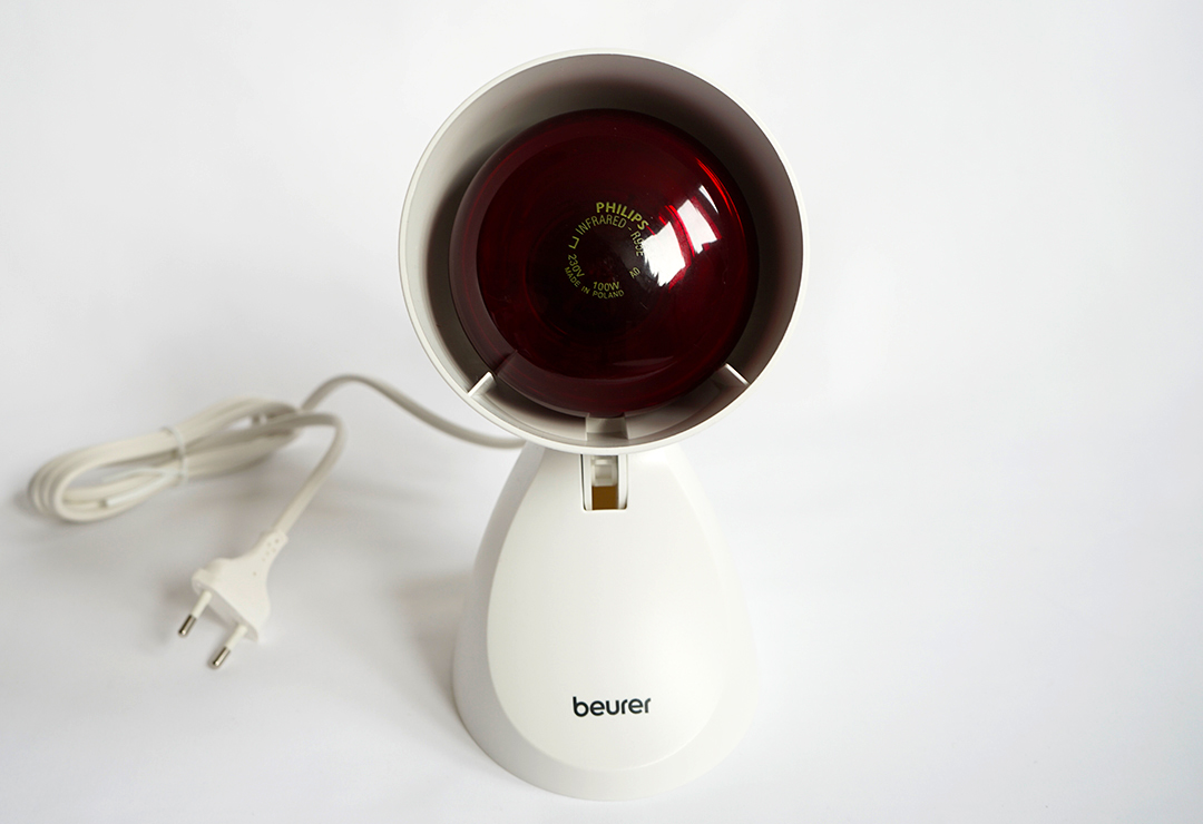 Die Beurer IL 11 Infrarotlampe ist ein handliches, einfach zu bedienendes Gerät