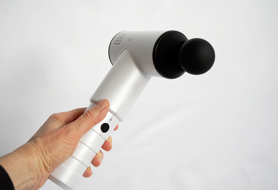 Lightweight design: the Homedics Physio Massage Gun weighs 680 g