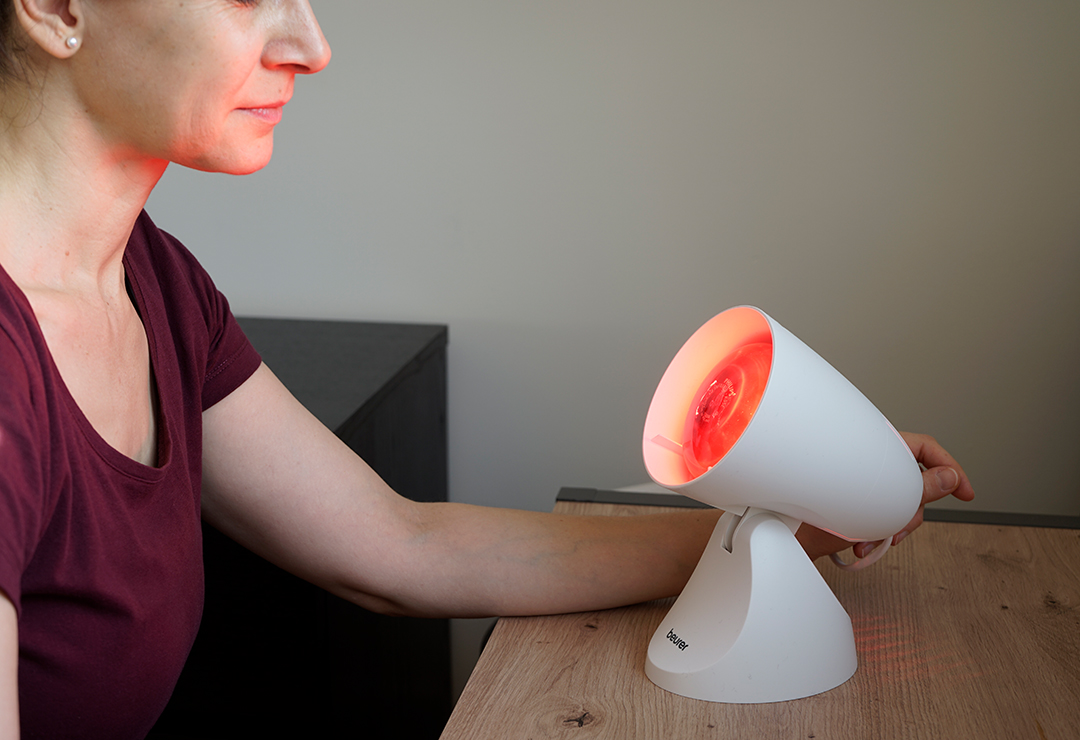 Beurer IL 11 - for gentle red light therapy at home