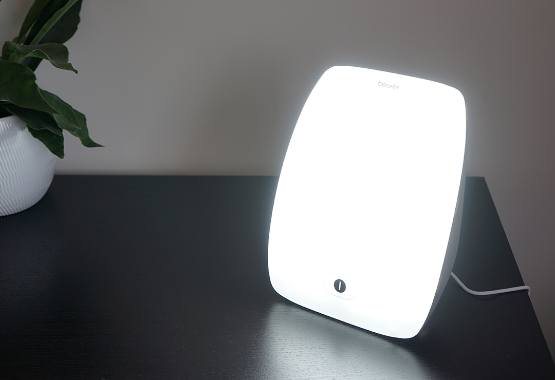 The Beurer TL41 light therapy lamp emits 10,000 lux at a distance of 20 cm