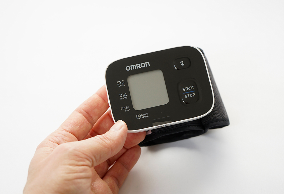 Omron RS3 Intelli IT è un dispositivo leggero e facile da usare