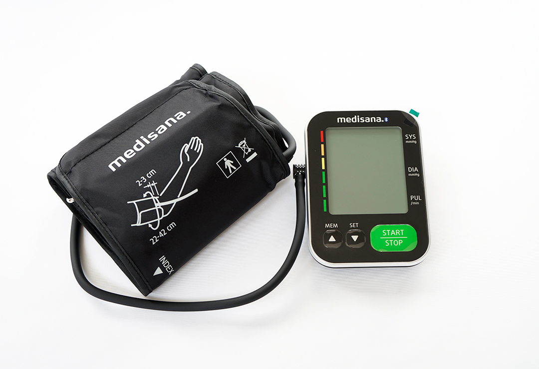 Oberarm-Blutdruckmessgerät Medisana BU570 Connect mit Manschette 22-42 cm