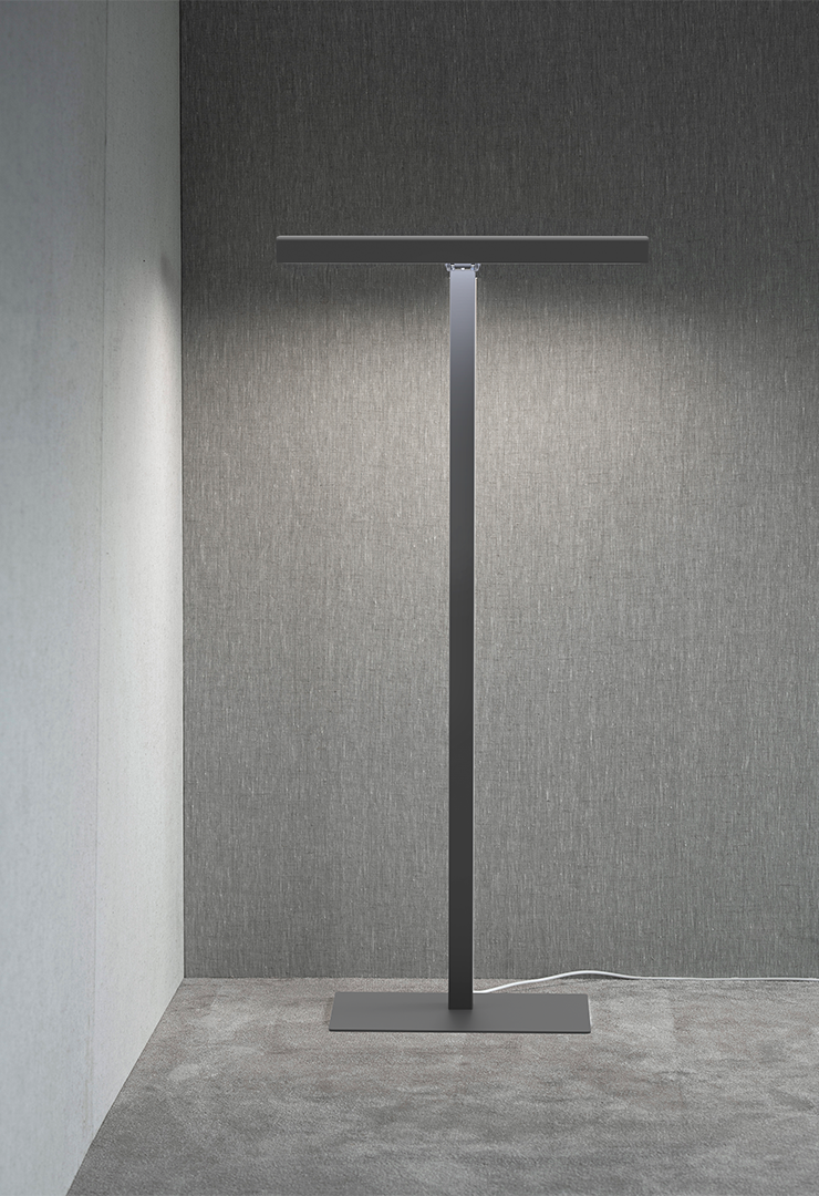 The Innolux Valovoima floor lamp offers 10,000 lux at a distance of 43 cm