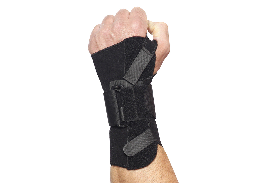 Supportive TurboMed wrist bandage