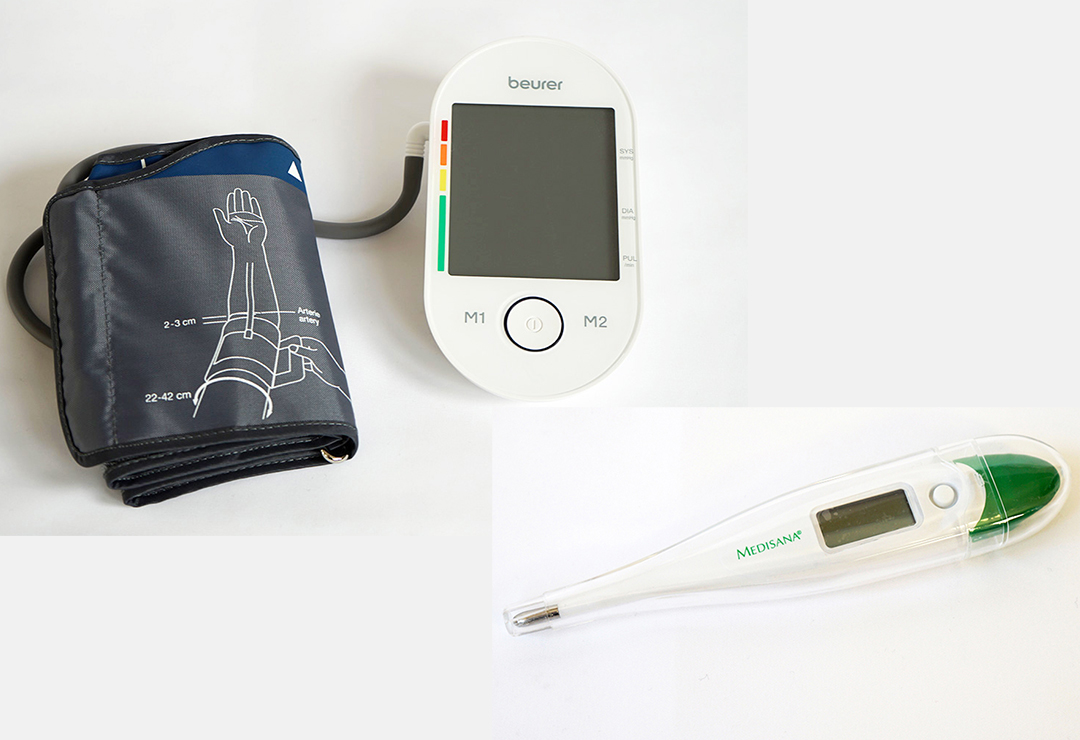 Beurer BM55 Oberarm-Blutdruckmessgerät und Fieberthermometer Medisana TM700