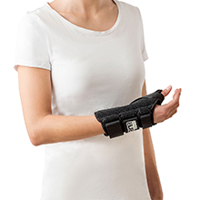 Versa Fit Thumb wrist/thumb orthosis for the right hand