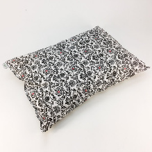 The organic spelled chaff pillow is 40 x 30 cm