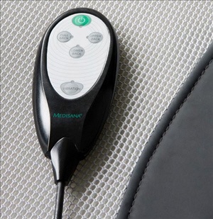 Finger pressure- and vibration massage can be operated individually or in combination.