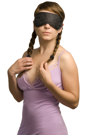 Grazie alla cooling mask inclusa nella confezione, la sleeping mask diventa una maschera rinfrescante, perfetta per rinfrescare gli occhi o in caso di mal di testa.